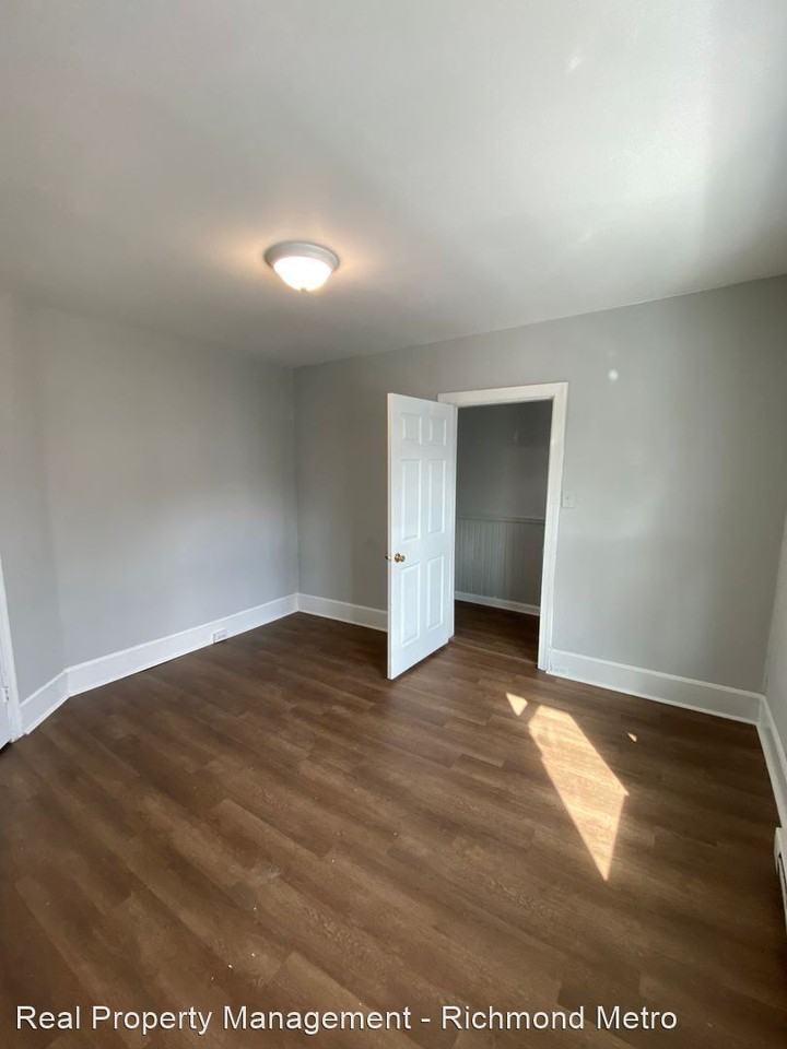 3109 Q St - Photo 3 of 21