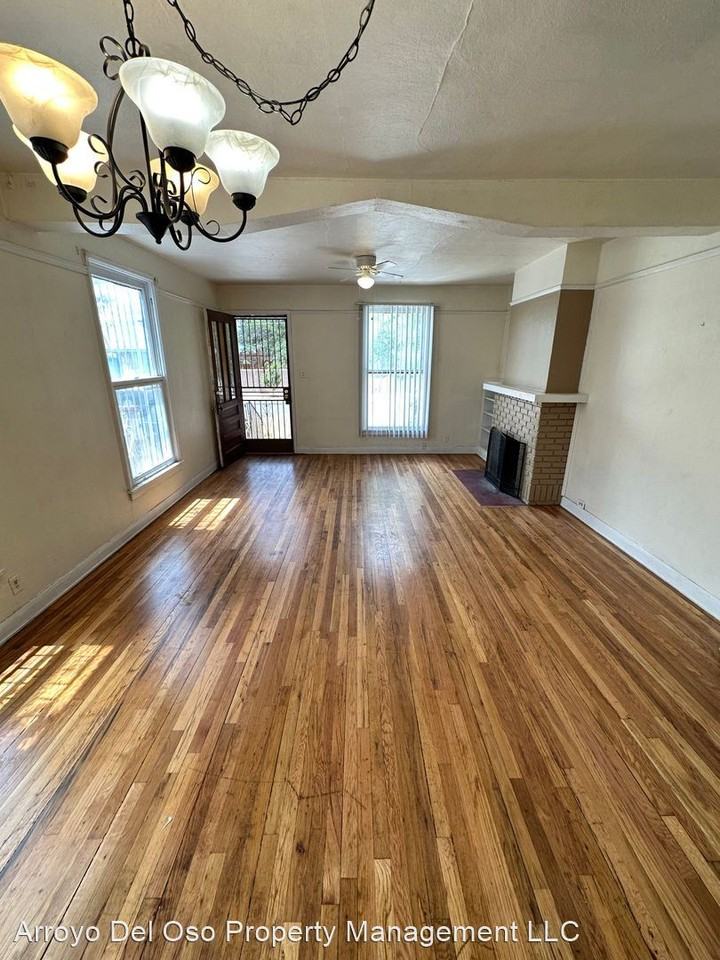 806 13th St Nw - Photo 3 of 23