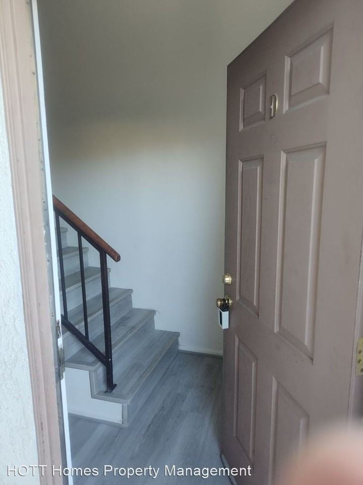 1104 El Paseo - Photo 2 of 15