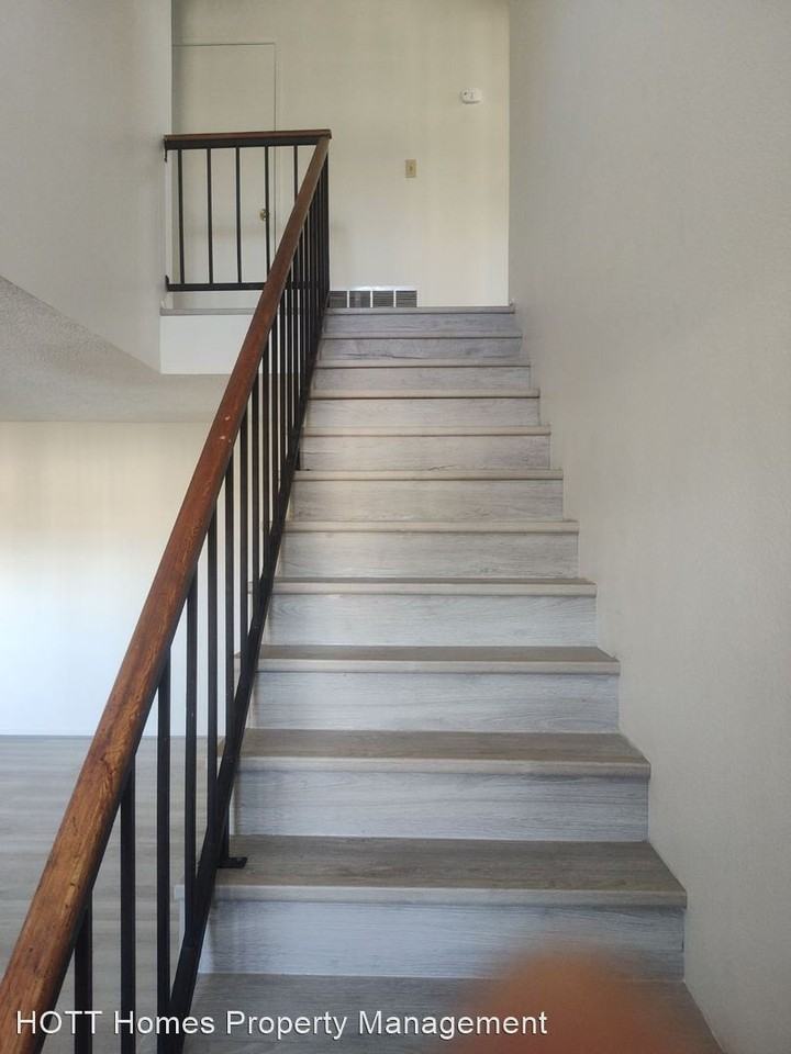 1104 El Paseo - Photo 3 of 15