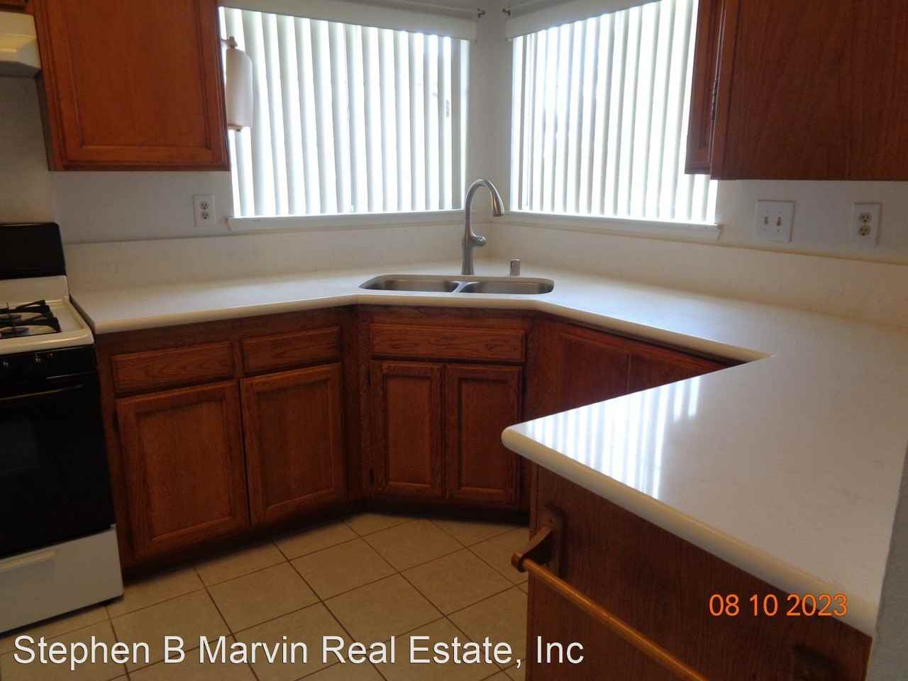 3432 35th St W - Photo 3 of 13