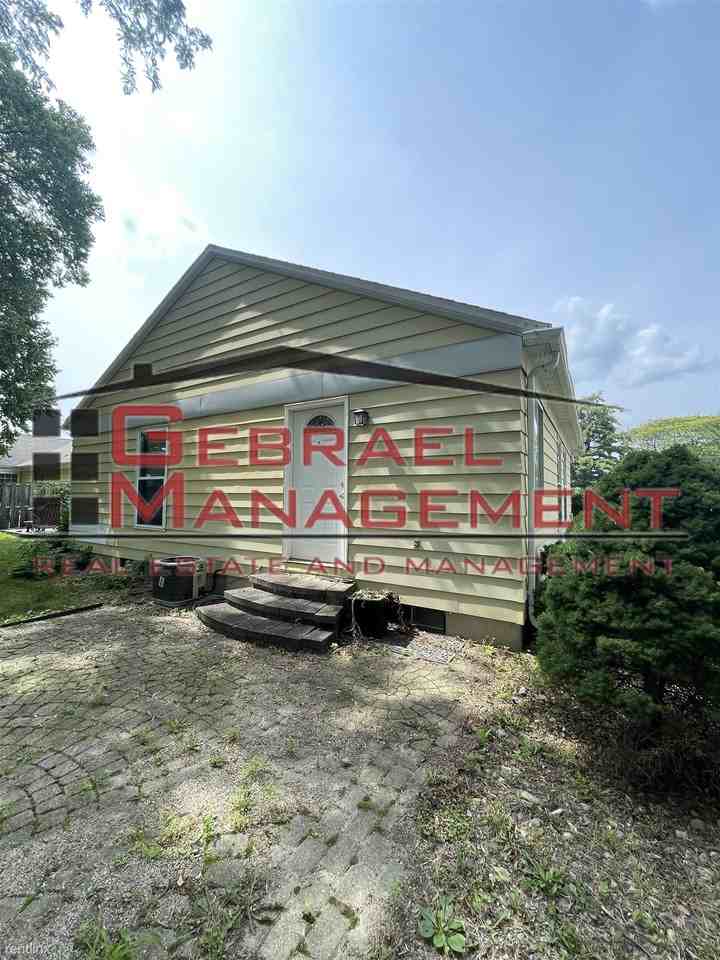 3068 Pinegate Dr - Photo 2 of 19