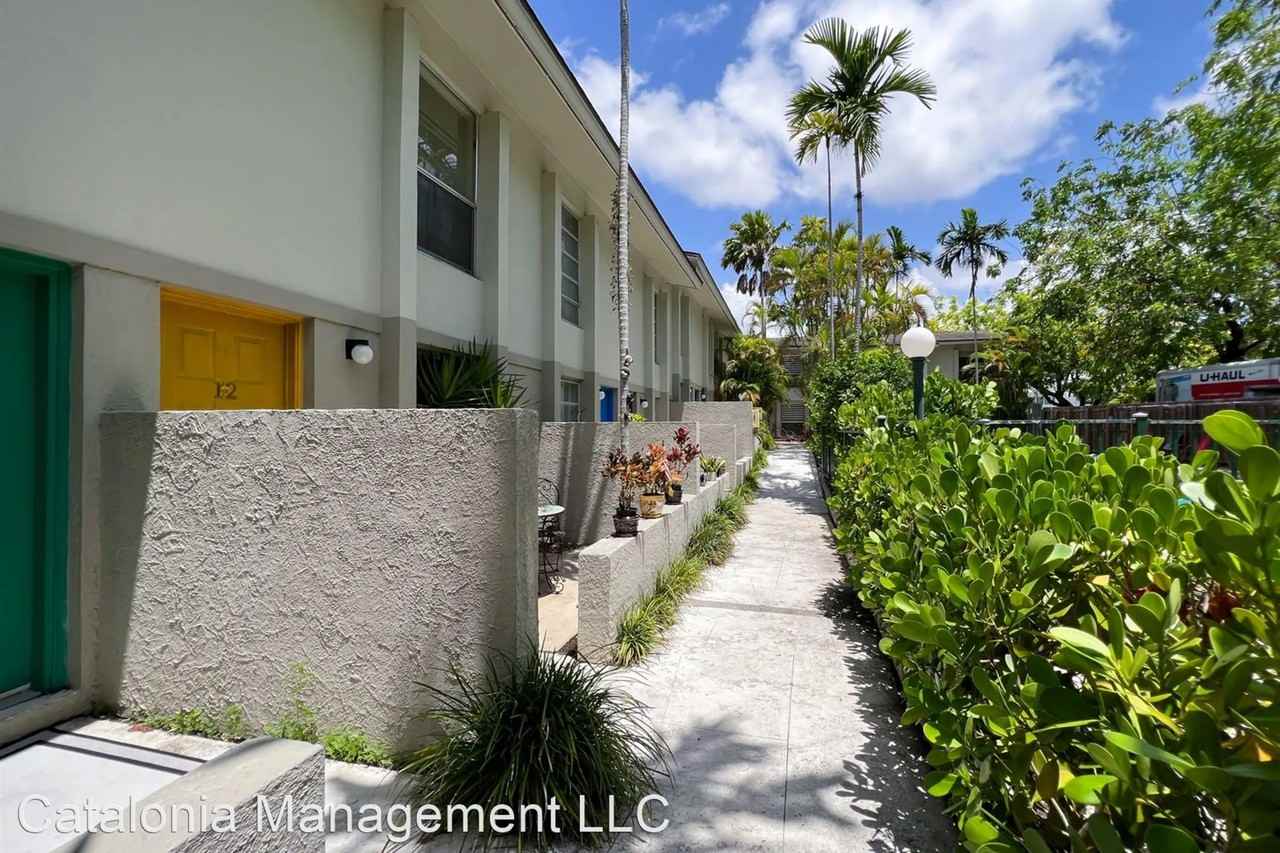 2900 Bird Ave - Photo 3 of 44