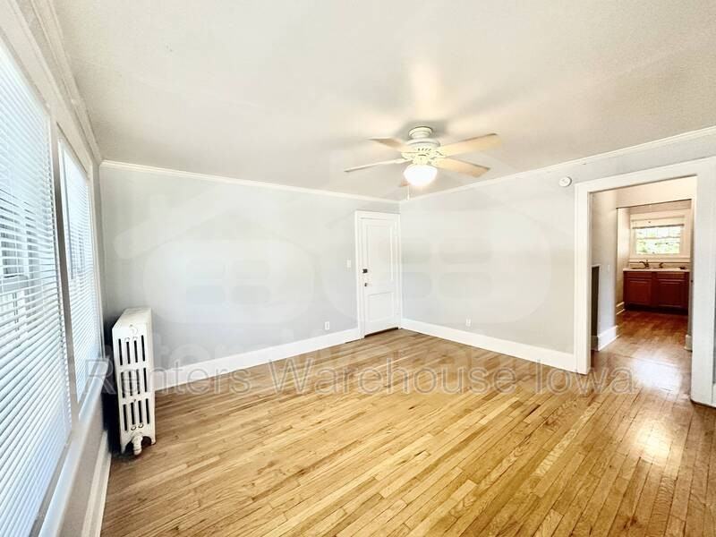 2300 Beaver Ave #4 - Photo 5 of 22