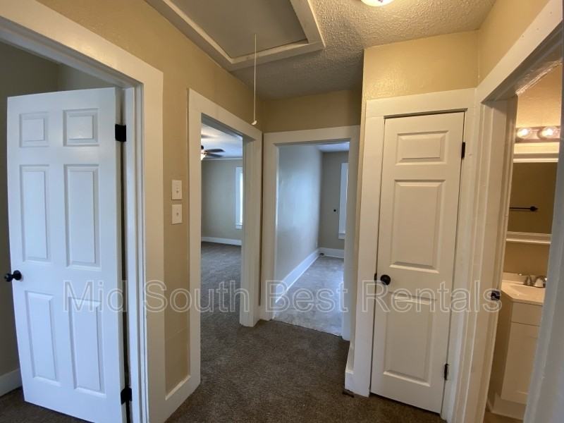 1601 Geyer St - Photo 7 of 8