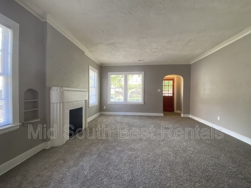 1485 Shadowlawn Blvd - Photo 2 of 8