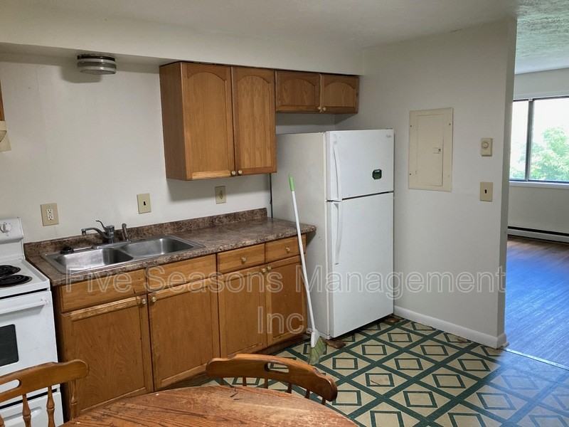 1036 North Ave - Photo 7 of 16