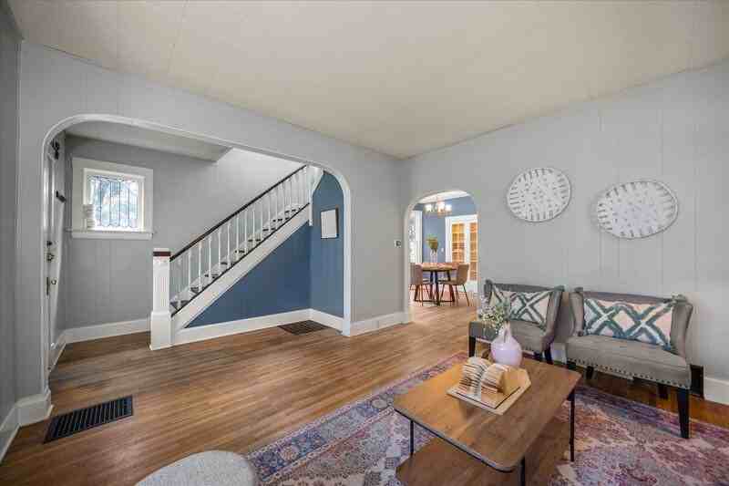 1009 W 14th Ave - Photo 3 of 50