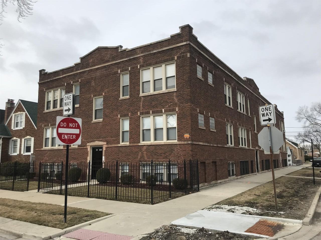 9000 S Aberdeen St #B - Photo 4 of 6