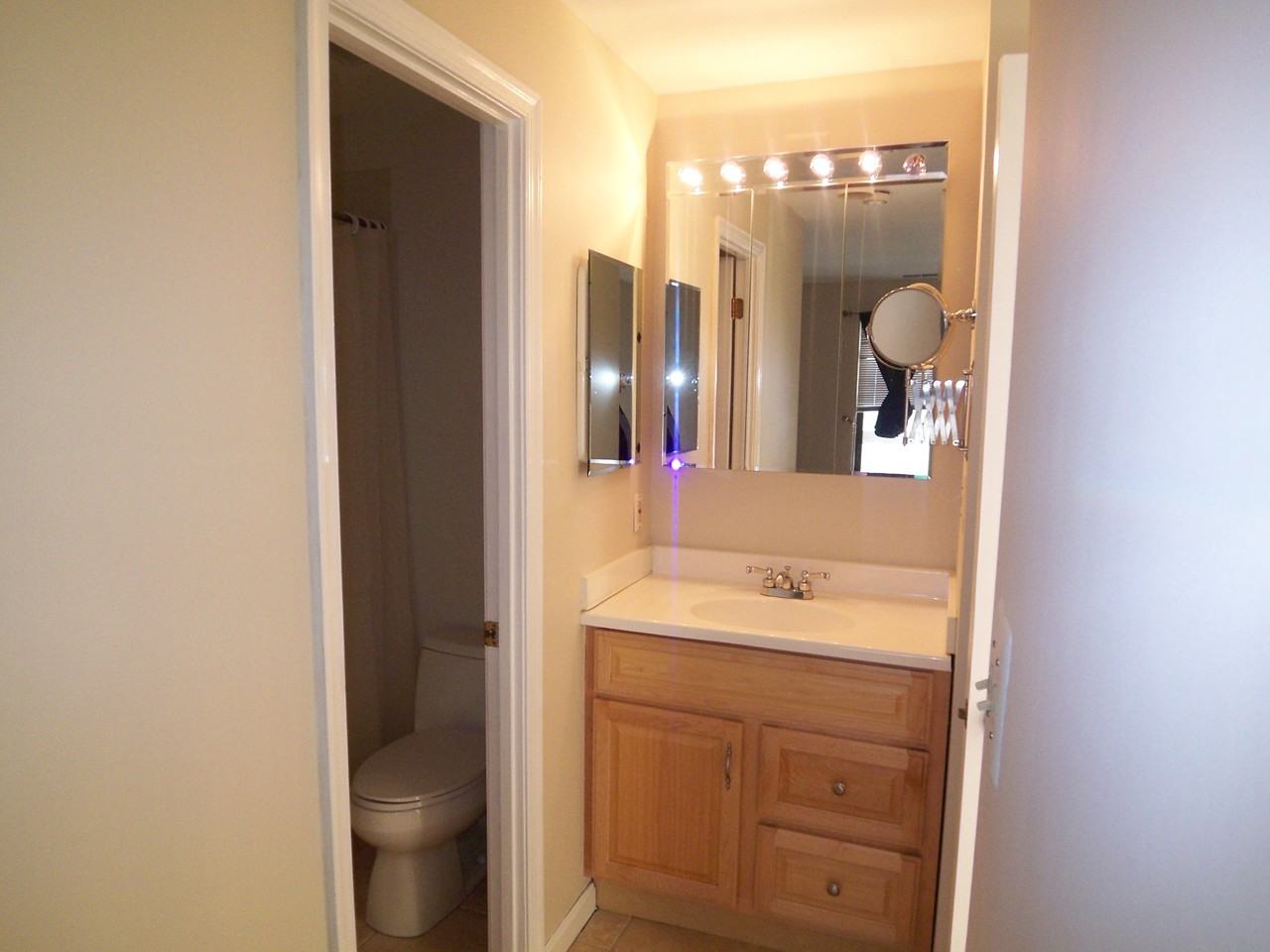 1020 N Stafford St - Photo 7 of 7