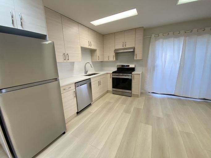 1178 Walalee Dr - Photo 2 of 11