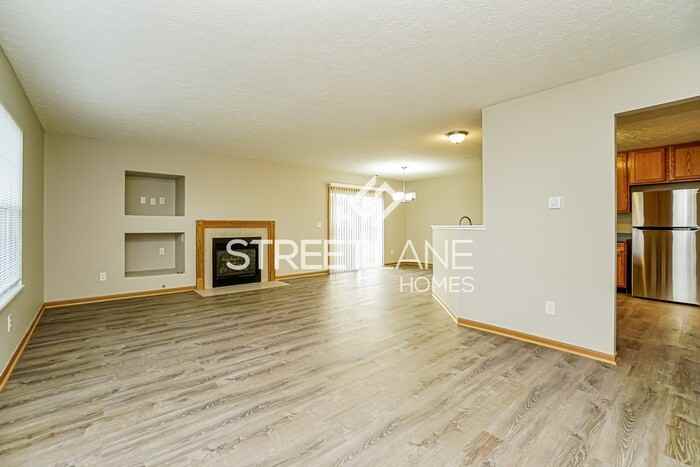 2036 Friston Blvd - Photo 2 of 16