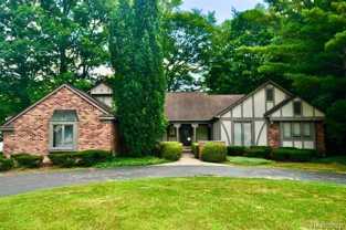 6081 Dunmore Dr - Photo 1 of 1