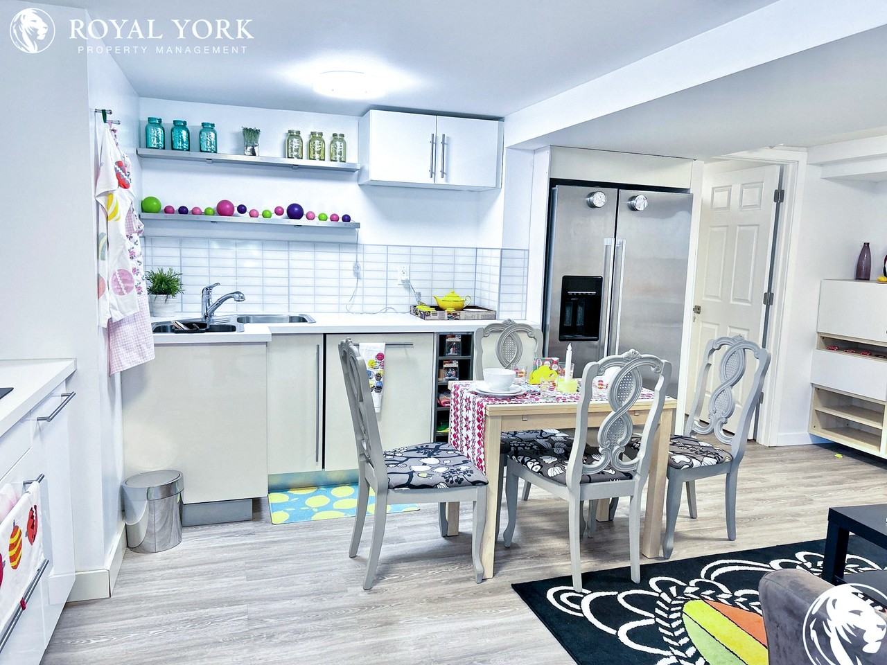 924 Watson St #B - Photo 3 of 26