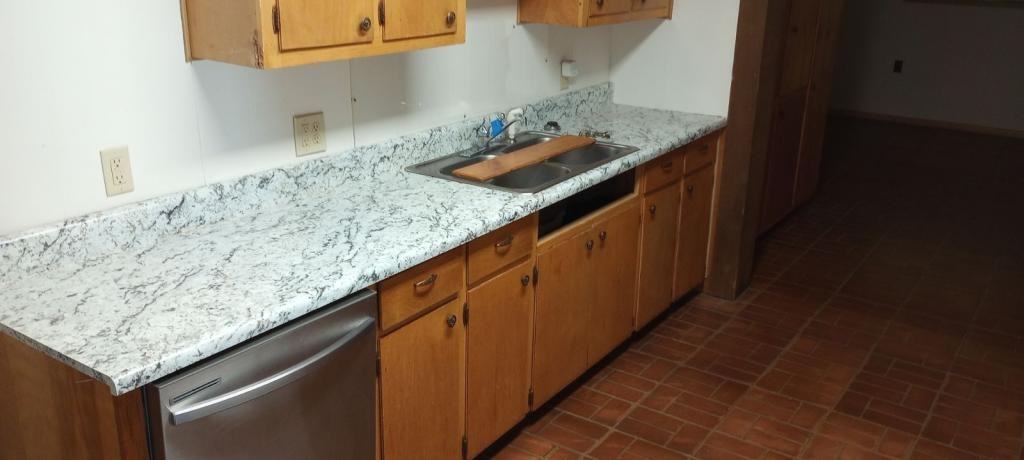 316 Dawn Pl - Photo 2 of 4
