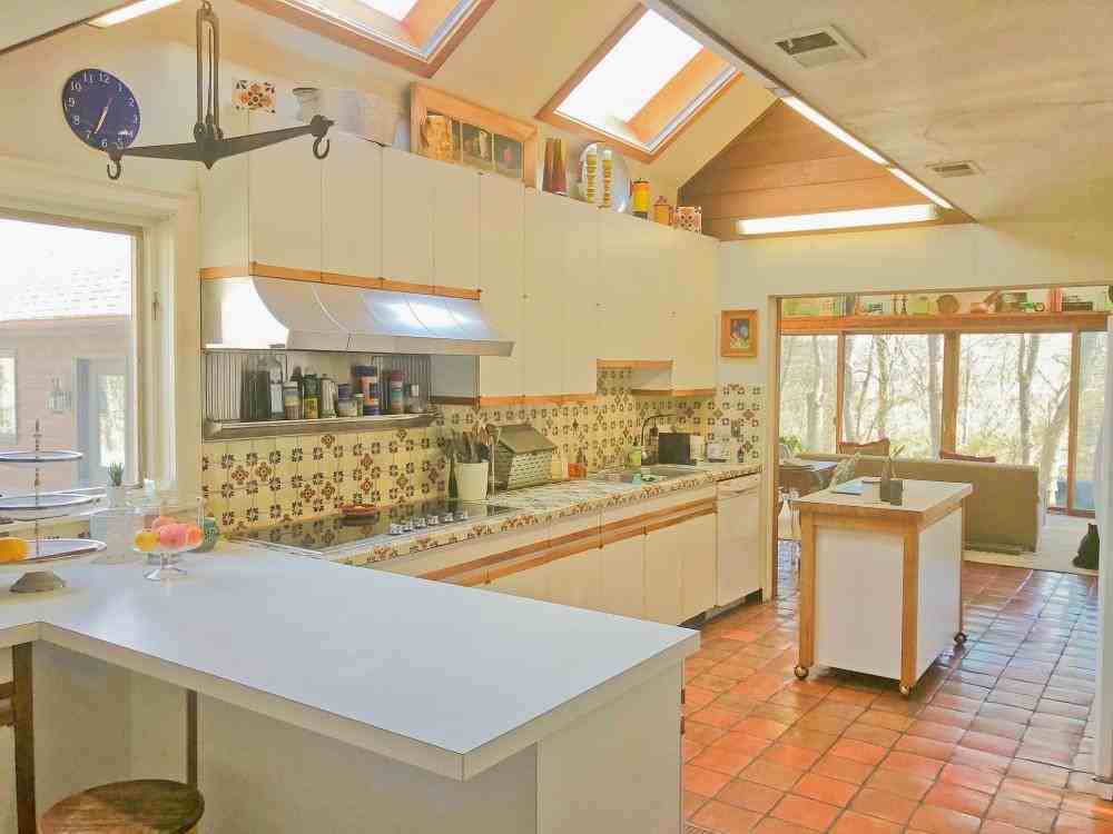 1591 Great Rd - Photo 3 of 10