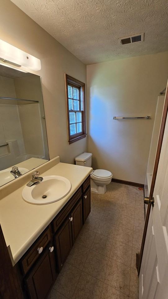 1707 Riverside Ct Ne #1707 - Photo 7 of 14