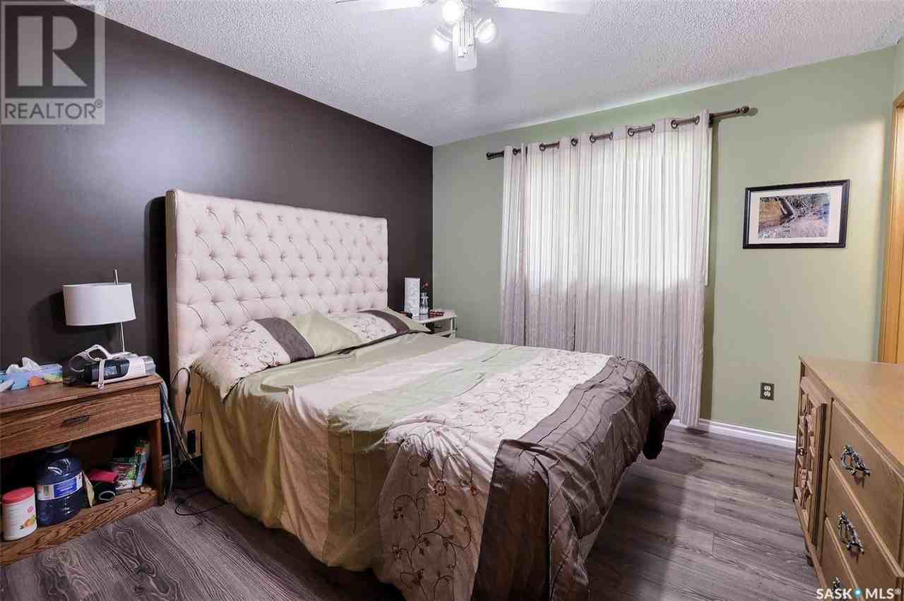 3663 Sherwood Dr - Photo 2 of 20