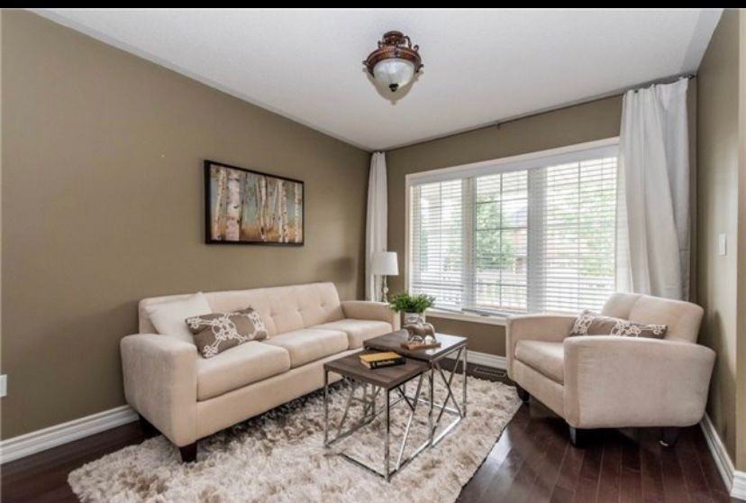 3173 High Springs Crescent - Photo 3 of 15