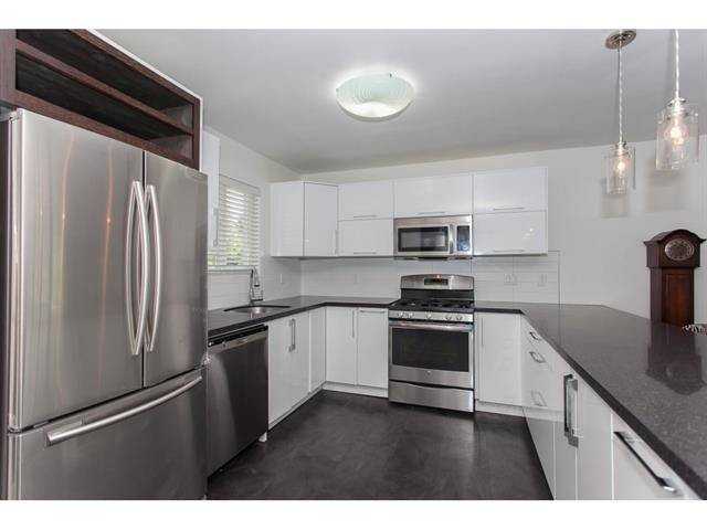 7902 Burdock Street - Photo 4 of 18