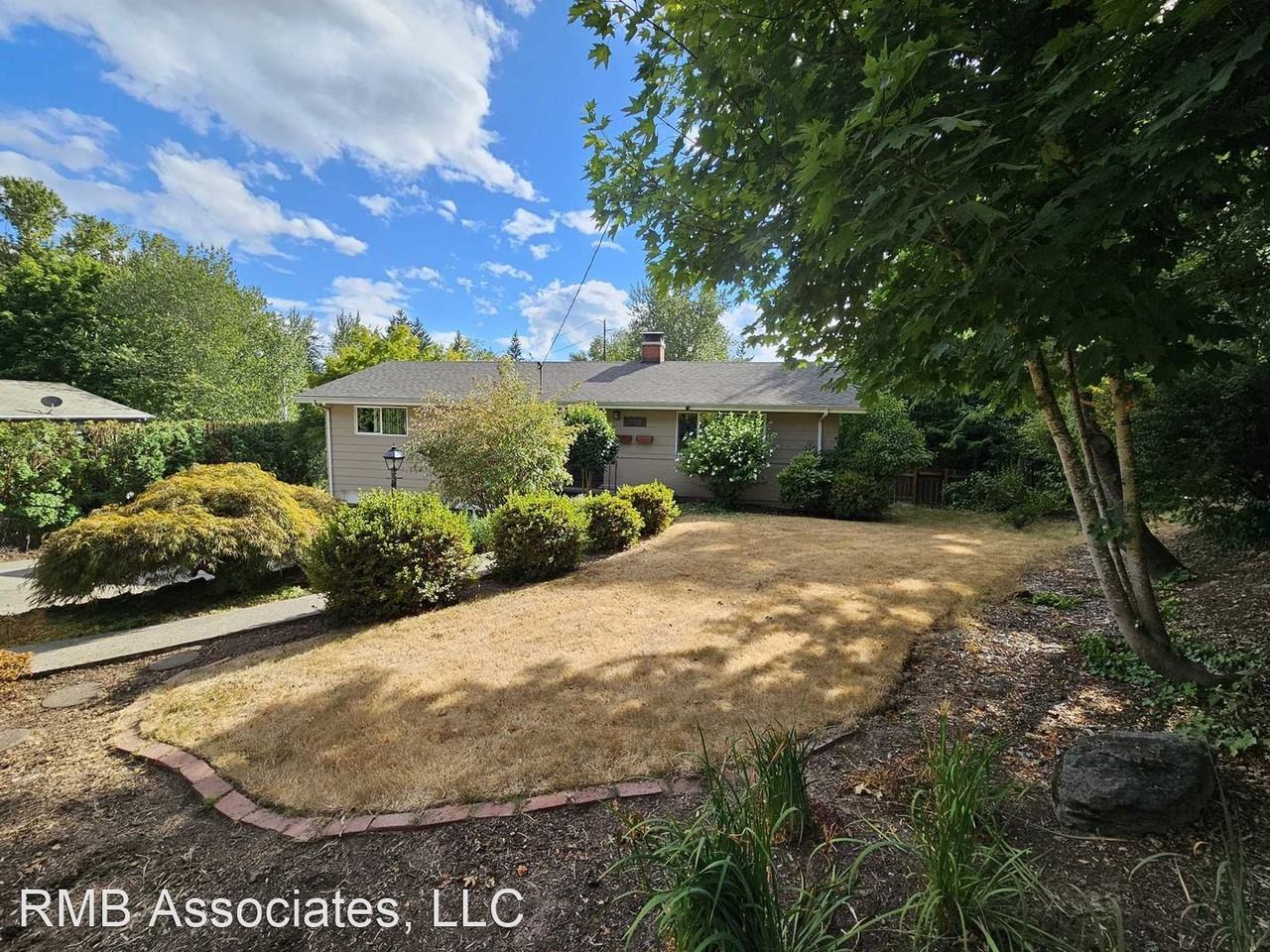 10505 Sw 64th Dr - Photo 2 of 31