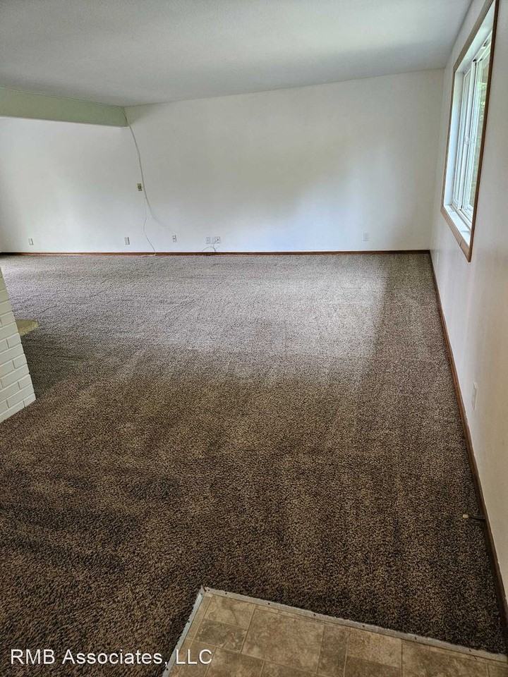 10505 Sw 64th Dr - Photo 3 of 31