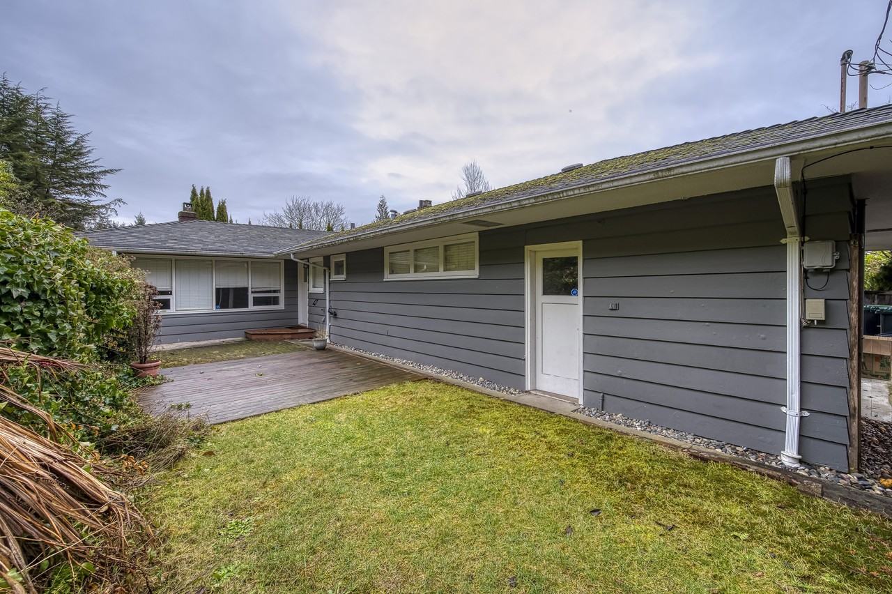 936 Leovista Ave - Photo 3 of 16