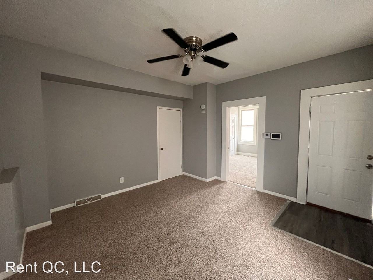 1627 W 4th St - Photo 3 of 15