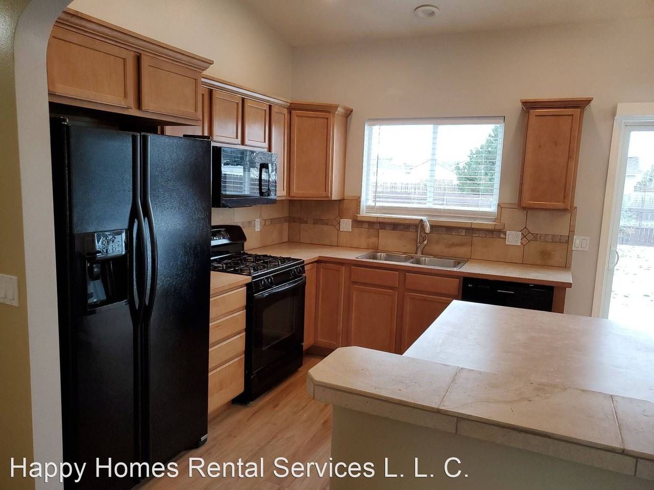 4650 Bardwell Dr - Photo 3 of 14