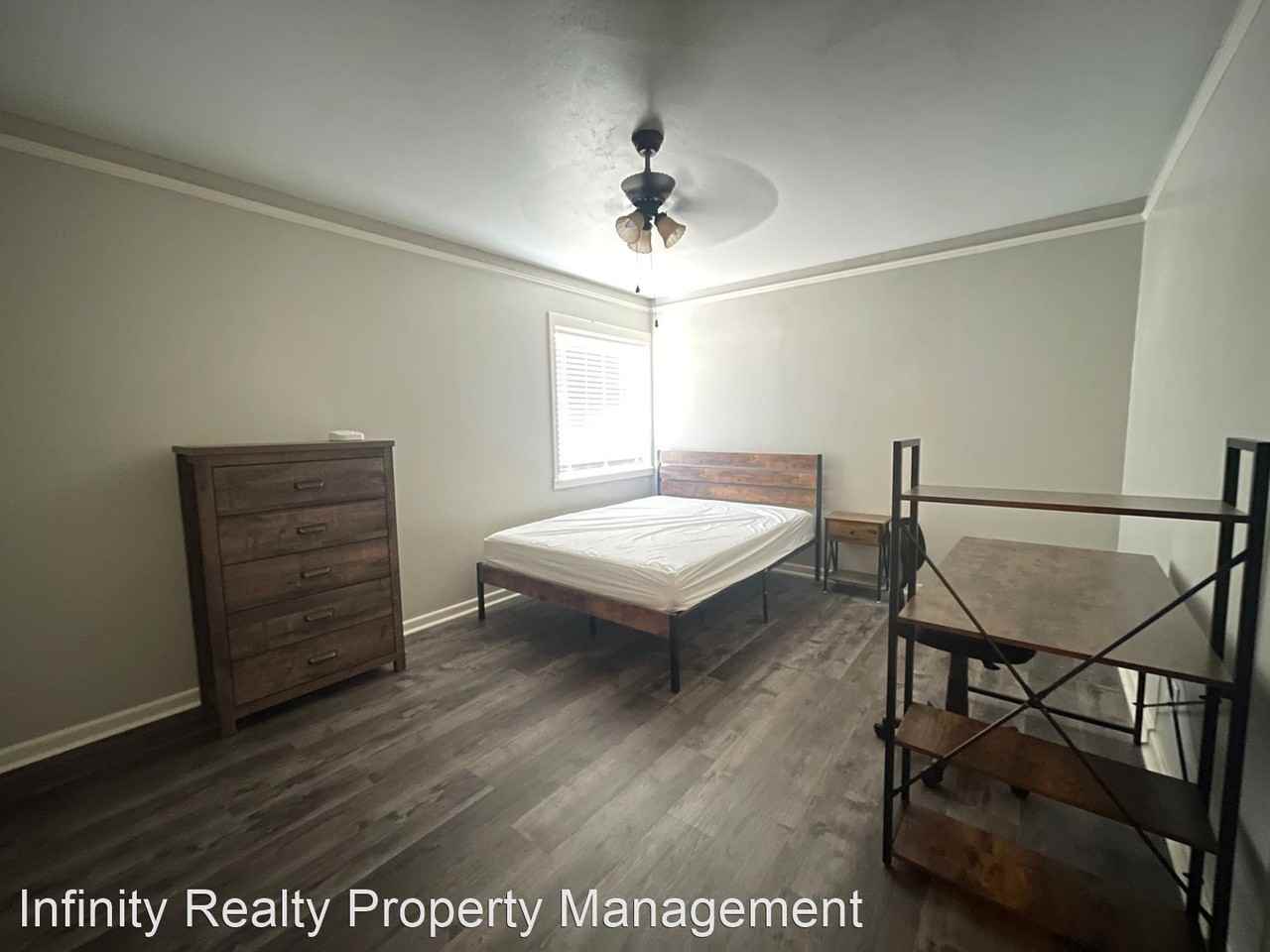 Student Accommodations - Photo 2 of 12