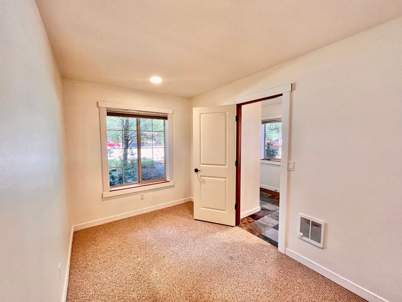 208 Sage Brook Ln - Photo 3 of 24