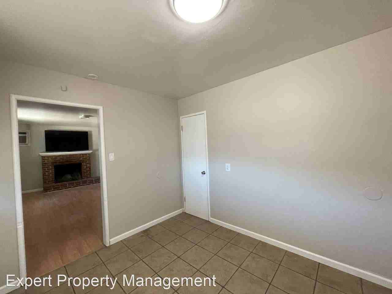 3420 Christie Ct - Photo 3 of 6