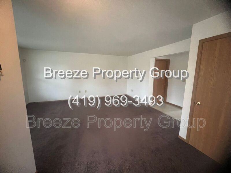 3057 N Ontario St - Photo 3 of 11