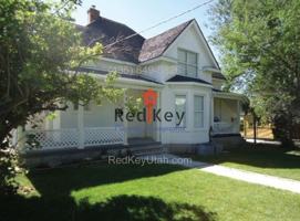 featured image of 111 N 2nd St