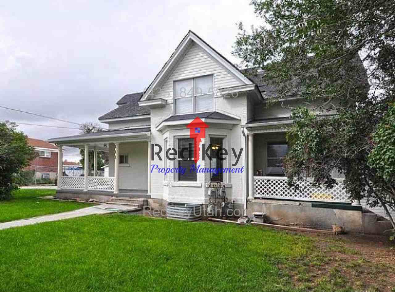 111 N 2Nd St - Photo 2 of 6