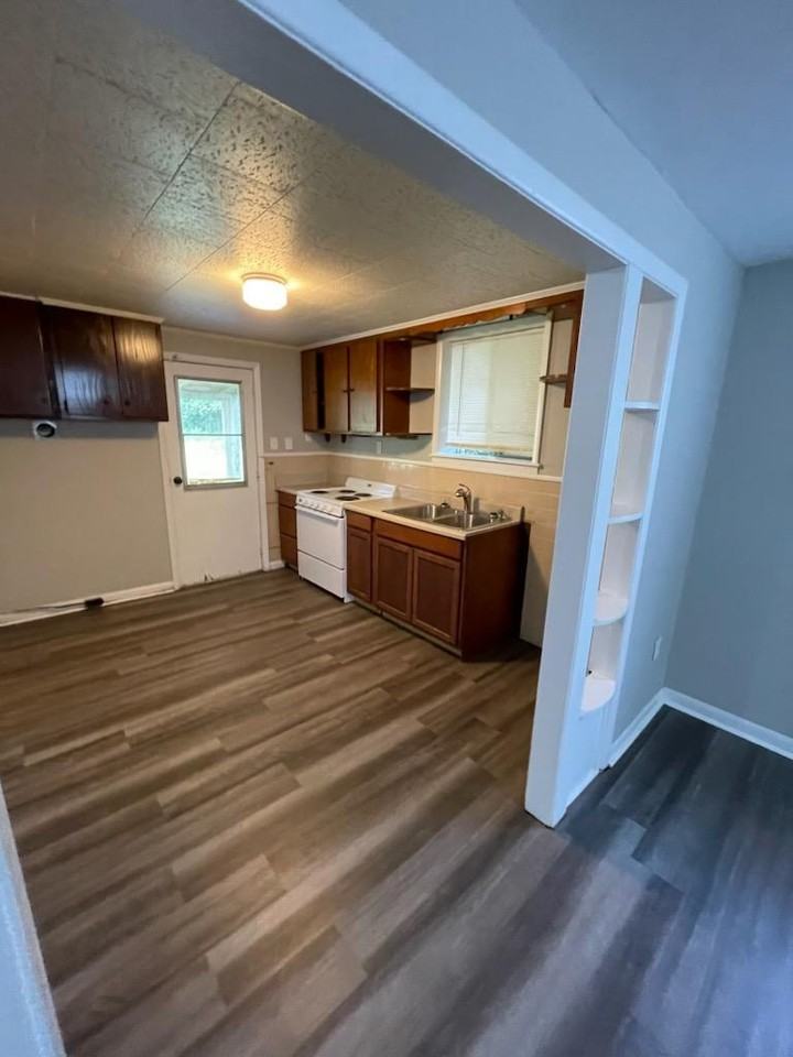 3437 Jonathan Cir - Photo 3 of 20