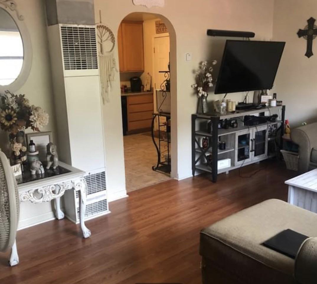 122 Lincoln St - Photo 3 of 6