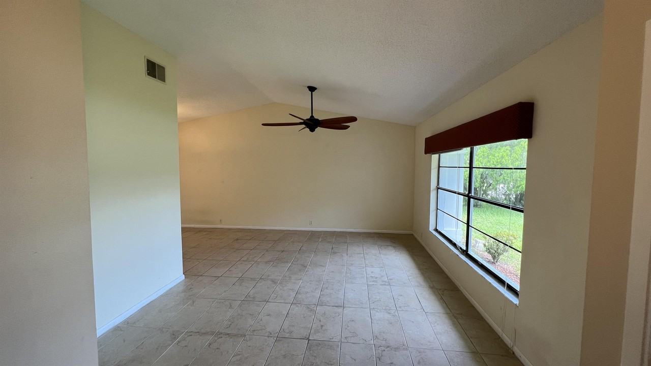 3423 Rankin Dr #1 - Photo 3 of 21