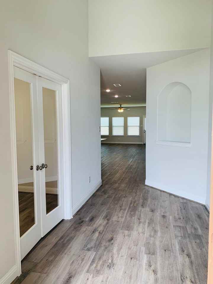 7804 Cottonwood Dr #NA - Photo 2 of 25