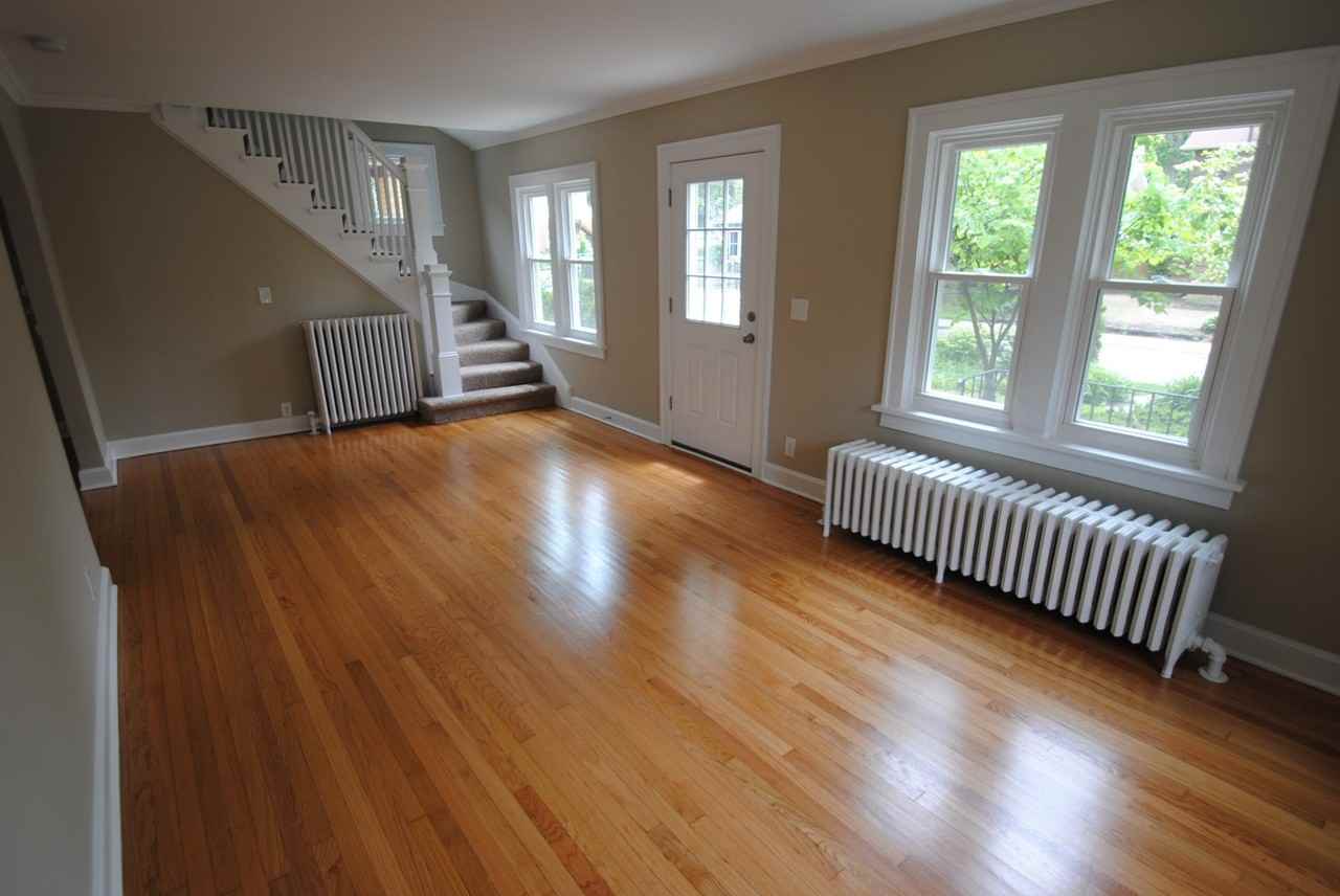 226 Highwood Ave - Photo 2 of 12