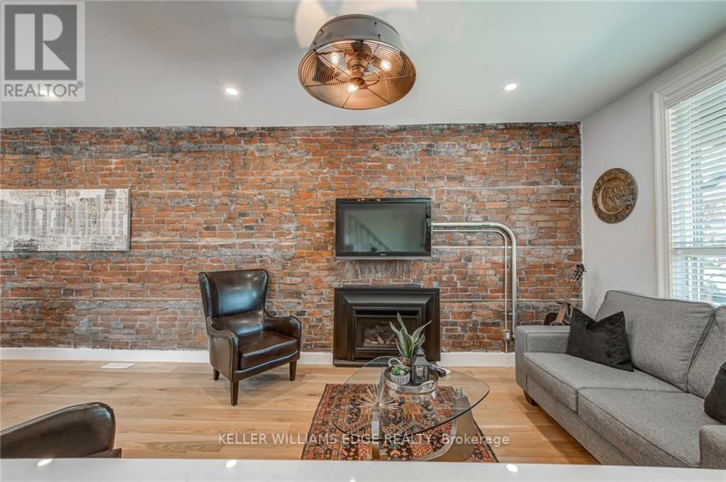520 Hughson Street North - Photo 2 of 4