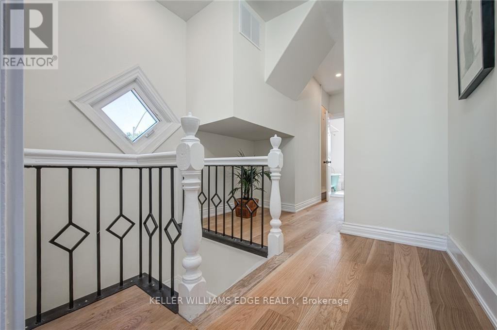 520 Hughson Street North - Photo 3 of 4