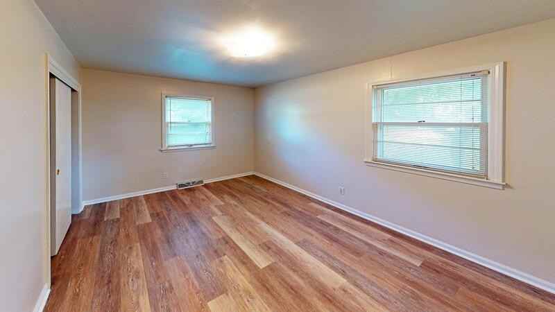 119 E Bridlespur Dr - Photo 2 of 11