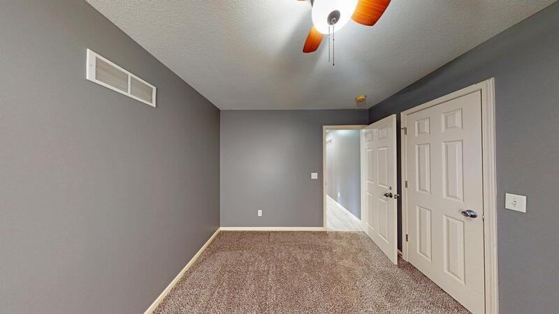 1918 S Osage St - Photo 2 of 11