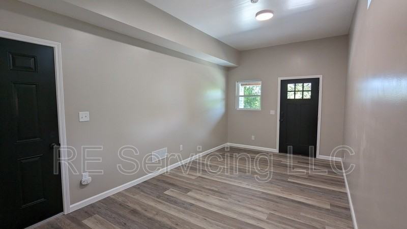 96 Reel Ave - Photo 2 of 24