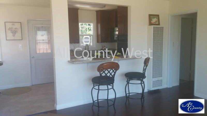 1508 S Acacia Ave - Photo 3 of 4