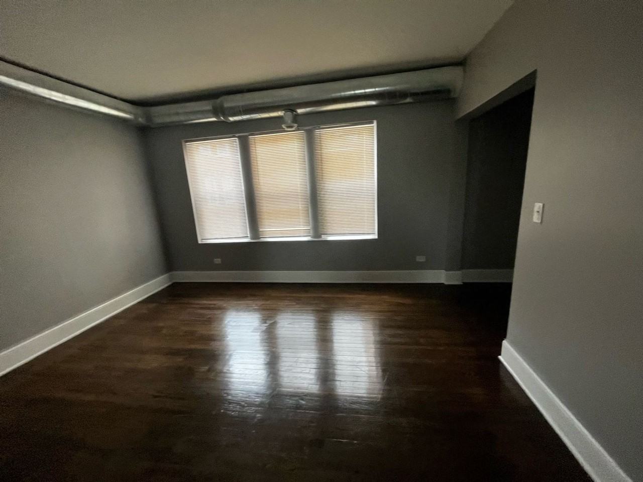 7511 S Yale Ave - Photo 2 of 7