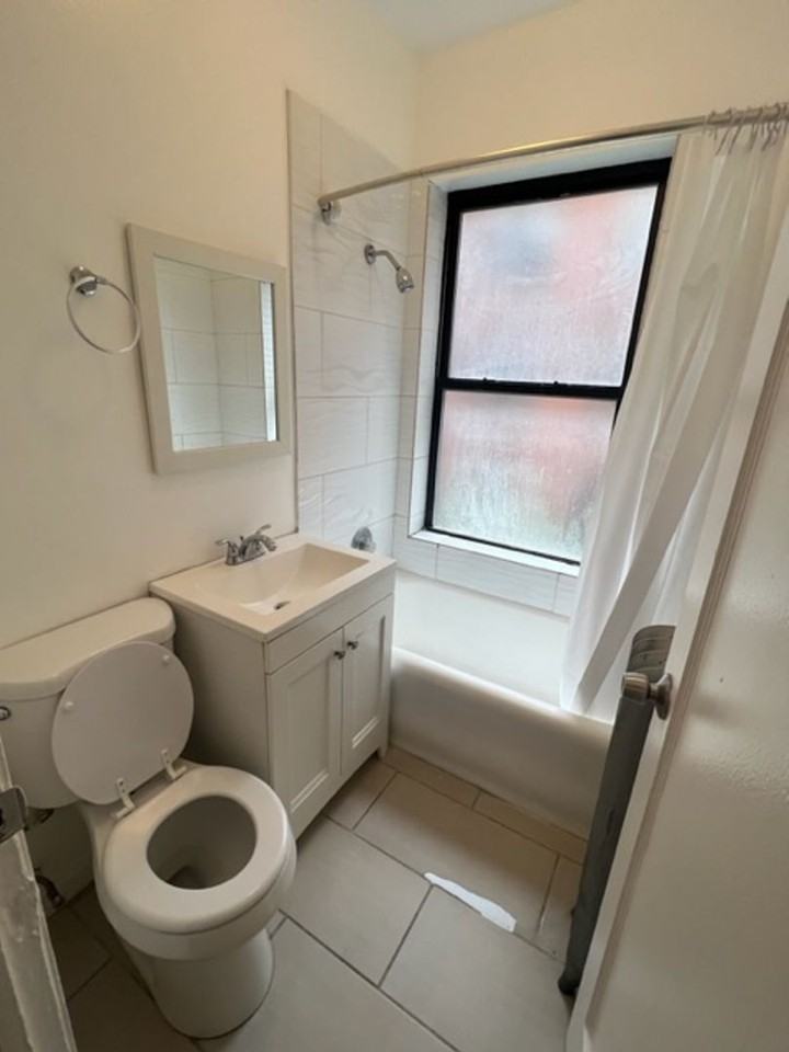 7914 S. Wabash Ave. - Photo 4 of 4