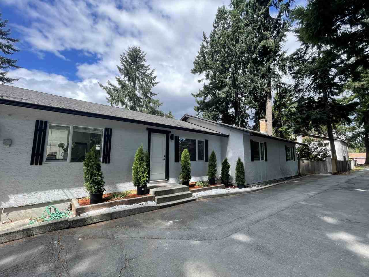 677 Mount View Avenue - Photo 2 of 15