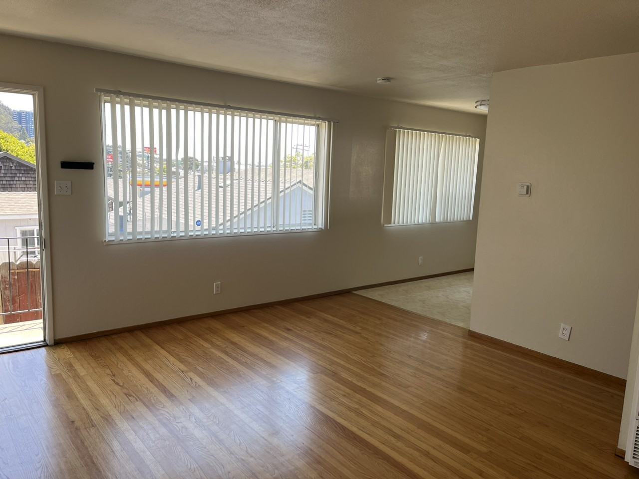 3007 San Mateo St - Photo 2 of 9